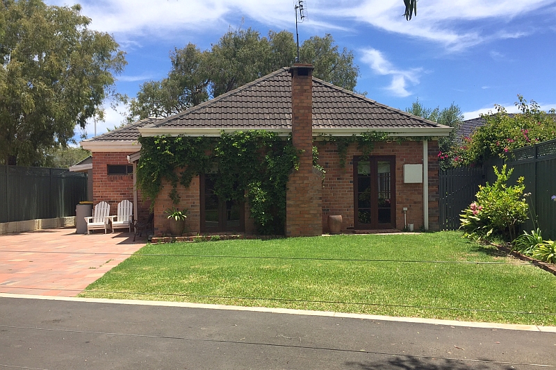 01 Cottage